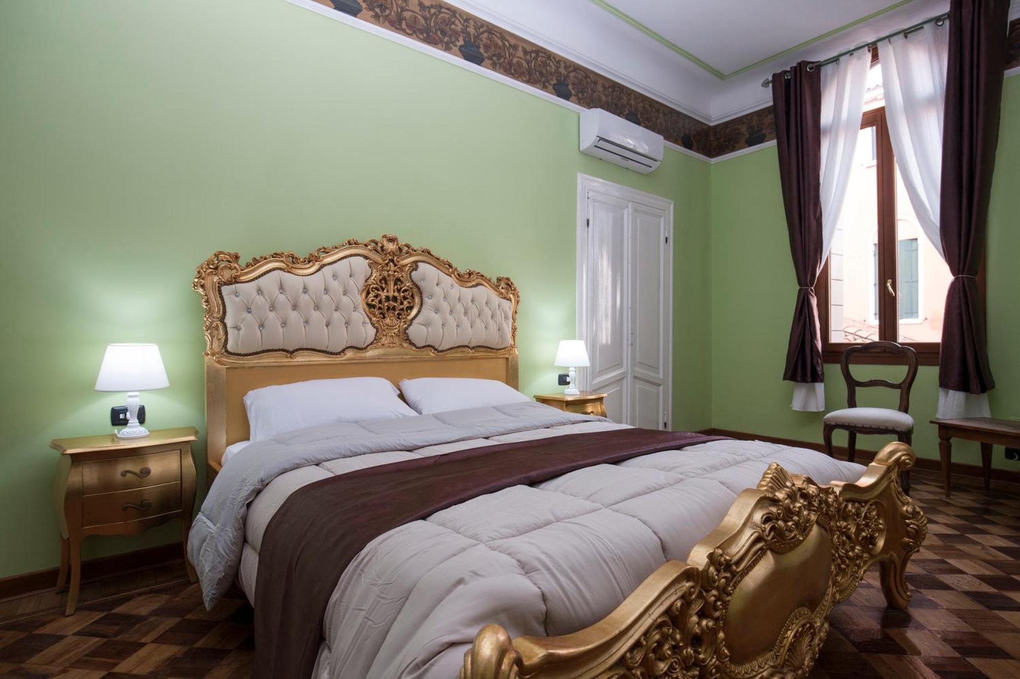 Simon' Secret Hotel Venesia Bagian luar foto