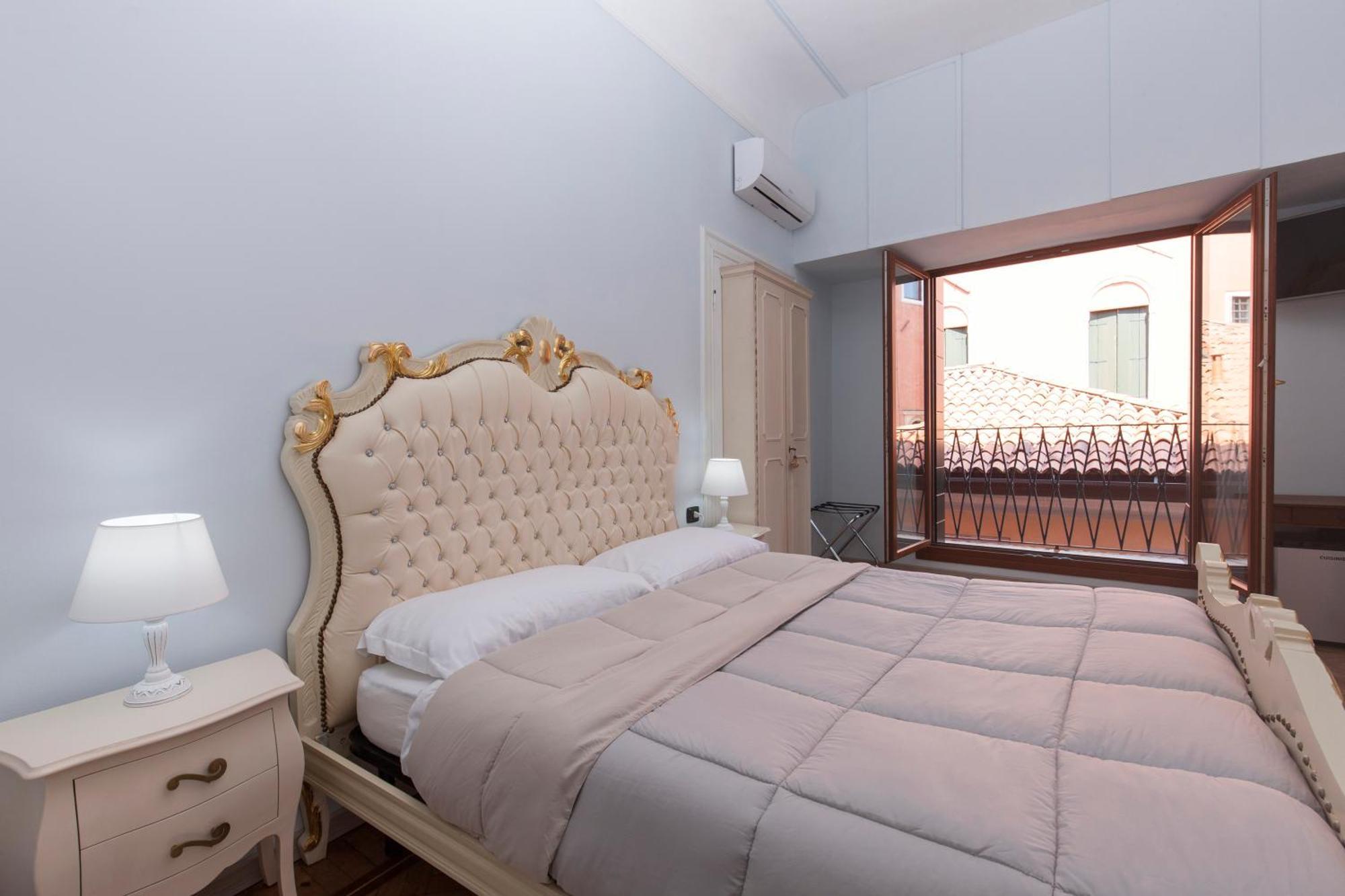 Simon' Secret Hotel Venesia Bagian luar foto