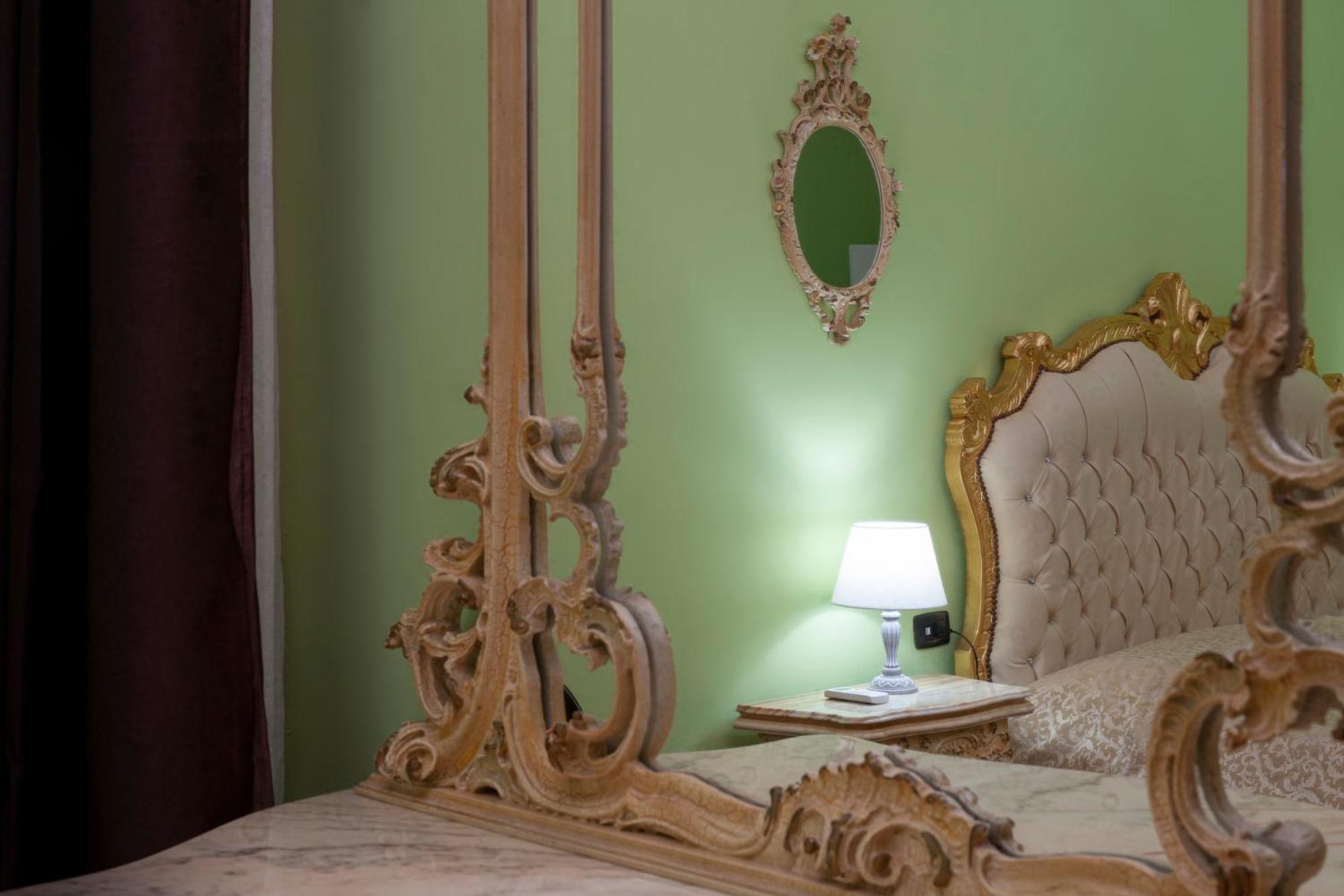 Simon' Secret Hotel Venesia Bagian luar foto